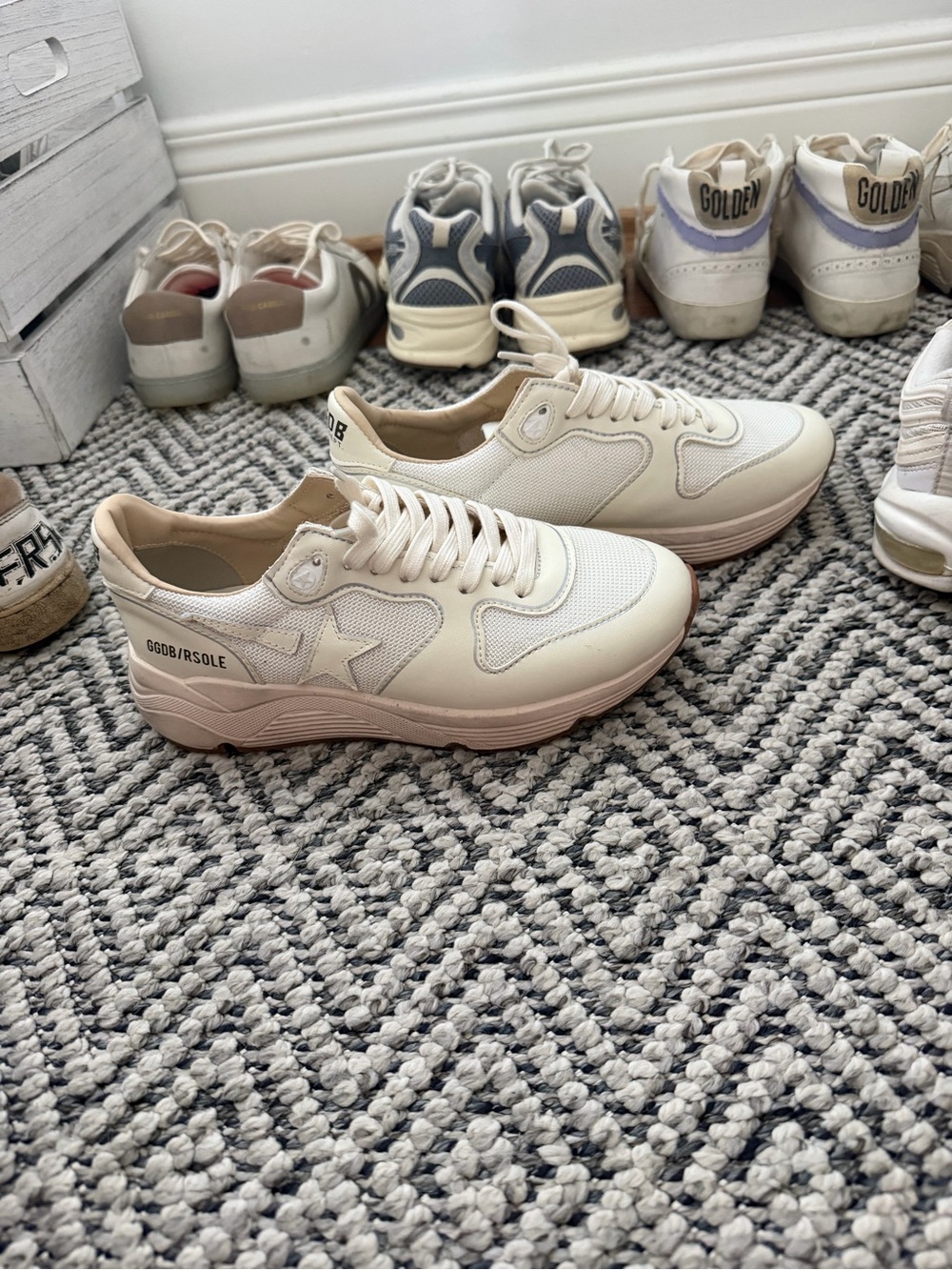 FAKE golden goose shoes